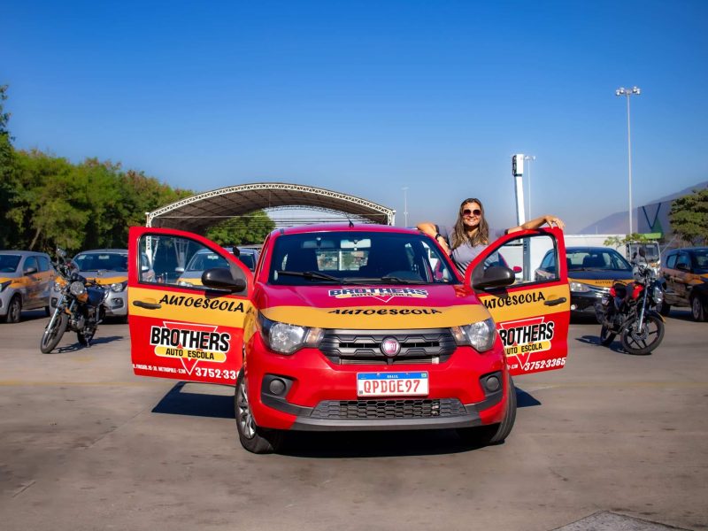 Instrutora Gleice Brothers